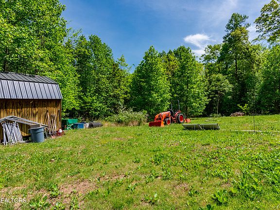 4th image of 1867 Big Ridge Rd