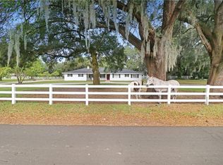 906 W Terrace Dr, Plant City, FL 33563