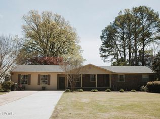 2131 Randall Rd, Dyersburg, TN 38024