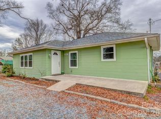 202 Ramsey St, Cherryville, NC 28021