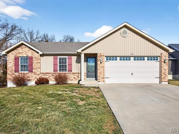 360 Rockport Dr, Troy, MO 63379