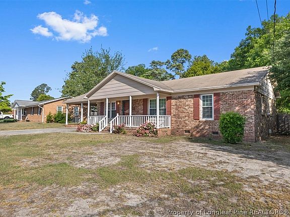 4th image of 1467 Habersham Dr