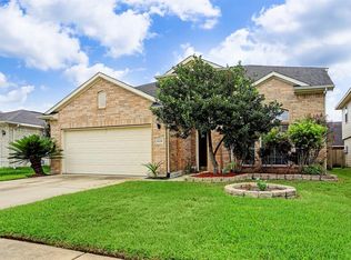 6319 Green Shoals Ln, Houston, TX 77066