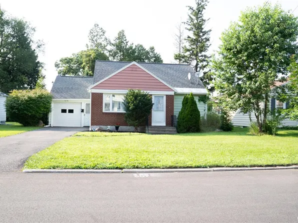 4 Hopson St, Utica, NY 13502