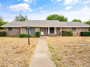 412 N 5th St, Godley, TX 76044