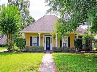 40050 Gill Dr, Ponchatoula, LA 70454
