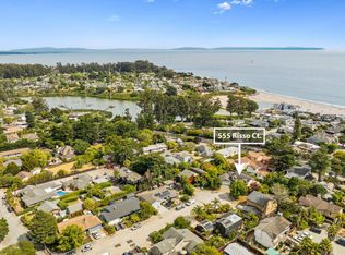 555 Risso Ct, Santa Cruz, CA 95062