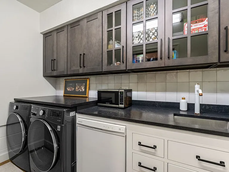 Secondary laundry