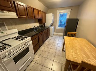 32 E Erie Ave APT B, Rutherford, NJ 07070
