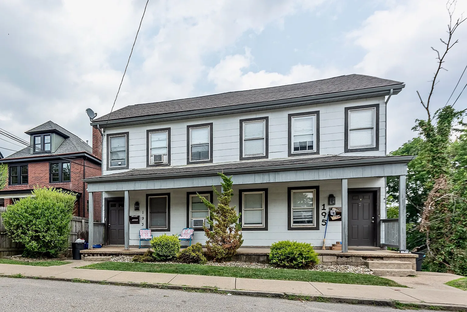 195 Meridan St #1 photo 1