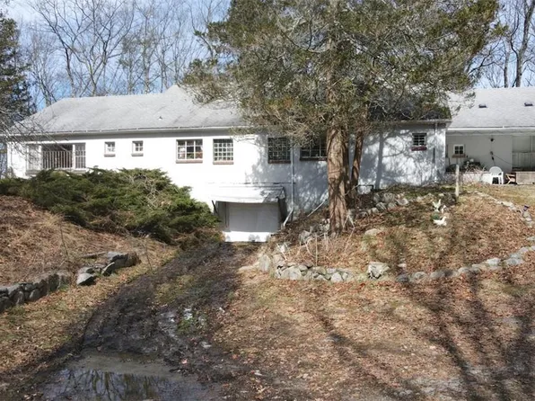 2215 Greenville Turnpike, Port Jervis, NY 12771