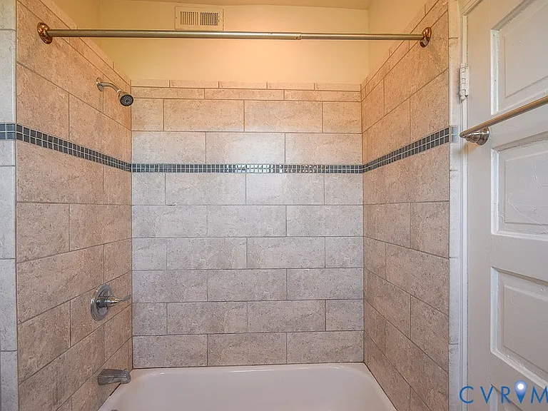 120 S Arthur Ashe Blvd #1 — Photo 12