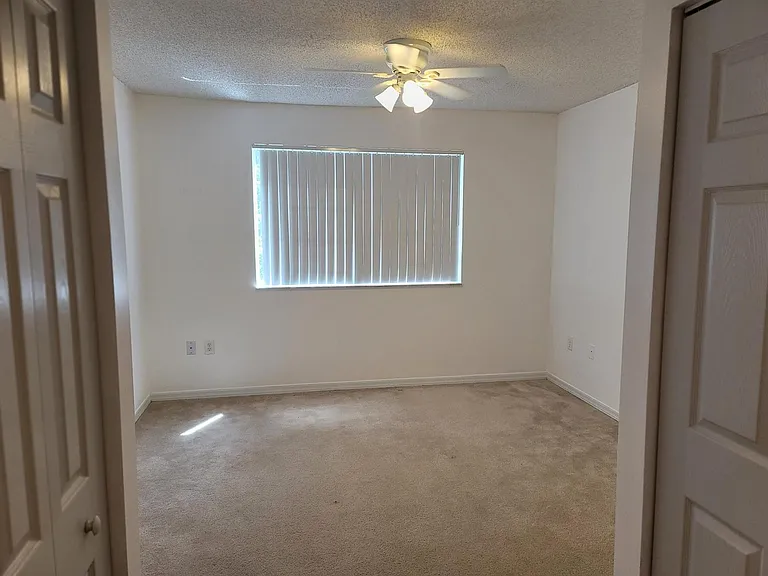 4163 N Haverhill Rd #1204 — Photo 8