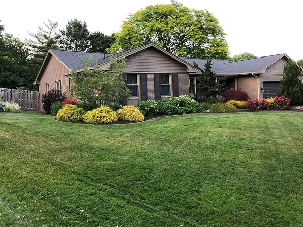 2509 Whipperwill Ct SE, Grand Rapids, MI 49546