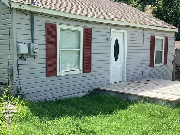 1506 S Travis St, Denison, TX 75021