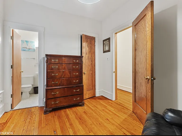 1119 W North Shore Ave #2 — Photo 8
