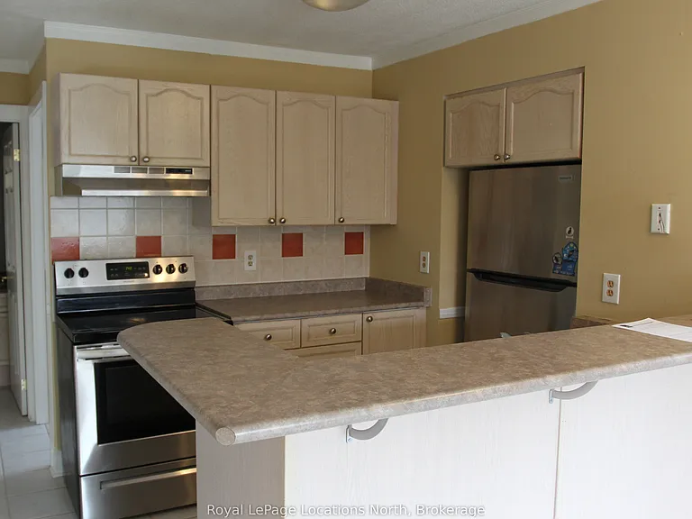19 Dawson Dr #61 — Photo 6