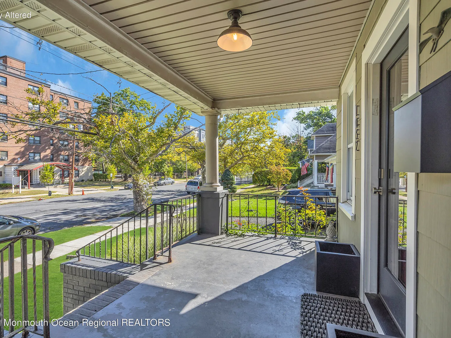 2 bed, 1.5 bath, $2,500 — Photo 4