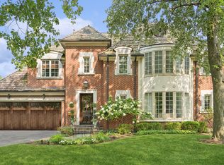 719 Forest Rd, Glenview, IL 60025