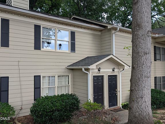 3rd image of 2610 Masonboro Ct #E6