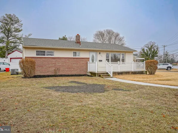 43 Fairmount Dr, Glassboro, NJ 08028