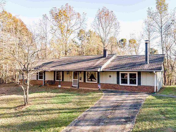 2nd image of 5307 Woodland Cir