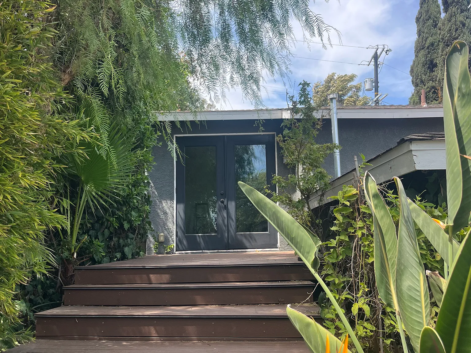 4 bed, 1278 sqft, $4,800 — Photo 1