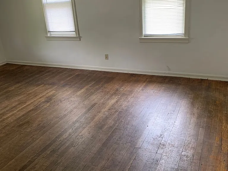 524 S Washington St — Photo 5