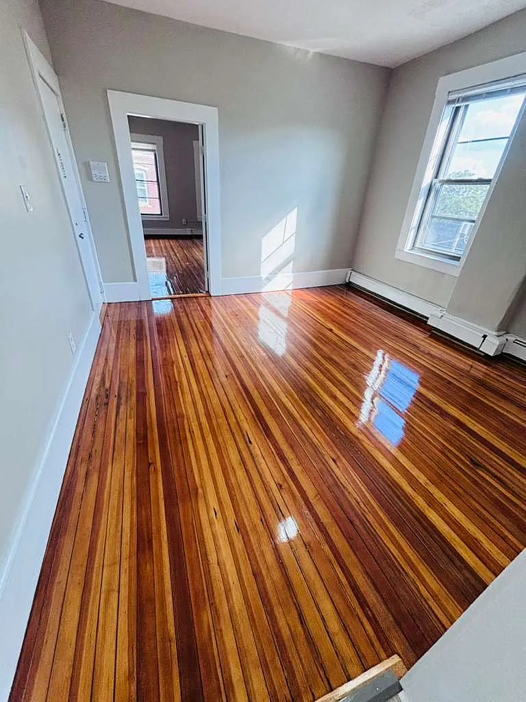 2 bed, 1.0 bath, $2,400 — Photo 4