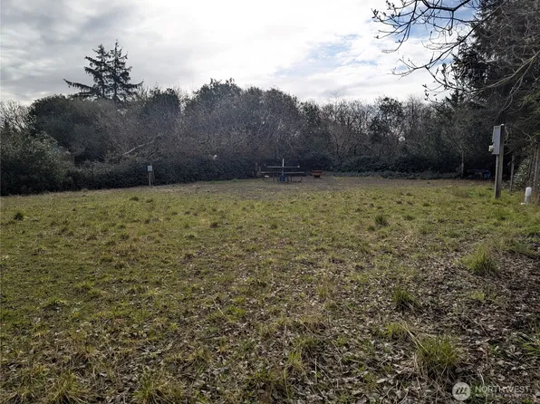 137 Bufflehead Street SW, Ocean Shores, WA 98569