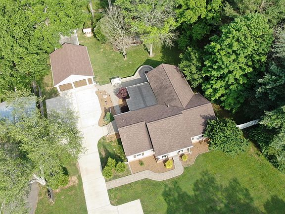 4th image of 3755 Asbury Ln