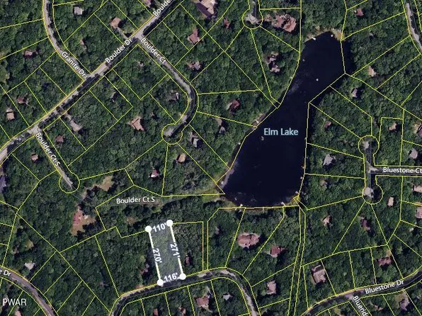 Blue Shelf Ln, Hawley, PA 18428