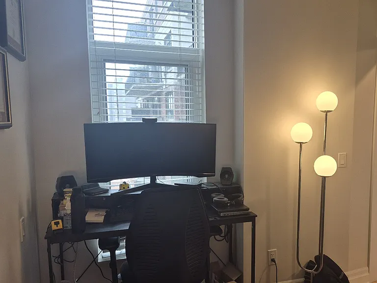 245 Kent St #907 — Photo 4