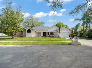 1261 Climbing Rose Dr, Orlando, FL 32818