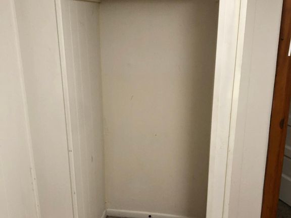 4th image of 202 W Main St #1