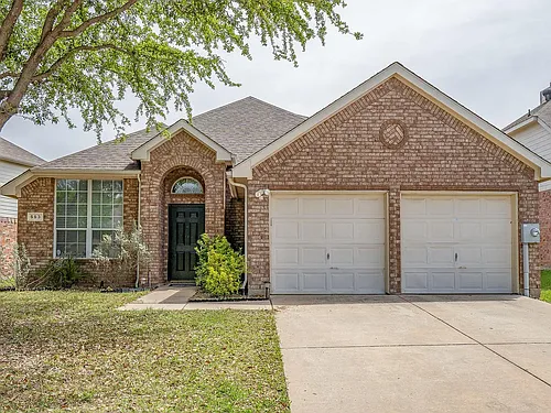 553 Continental Dr Photo 1