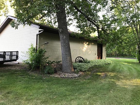 5th image of 9414 Elm Ln