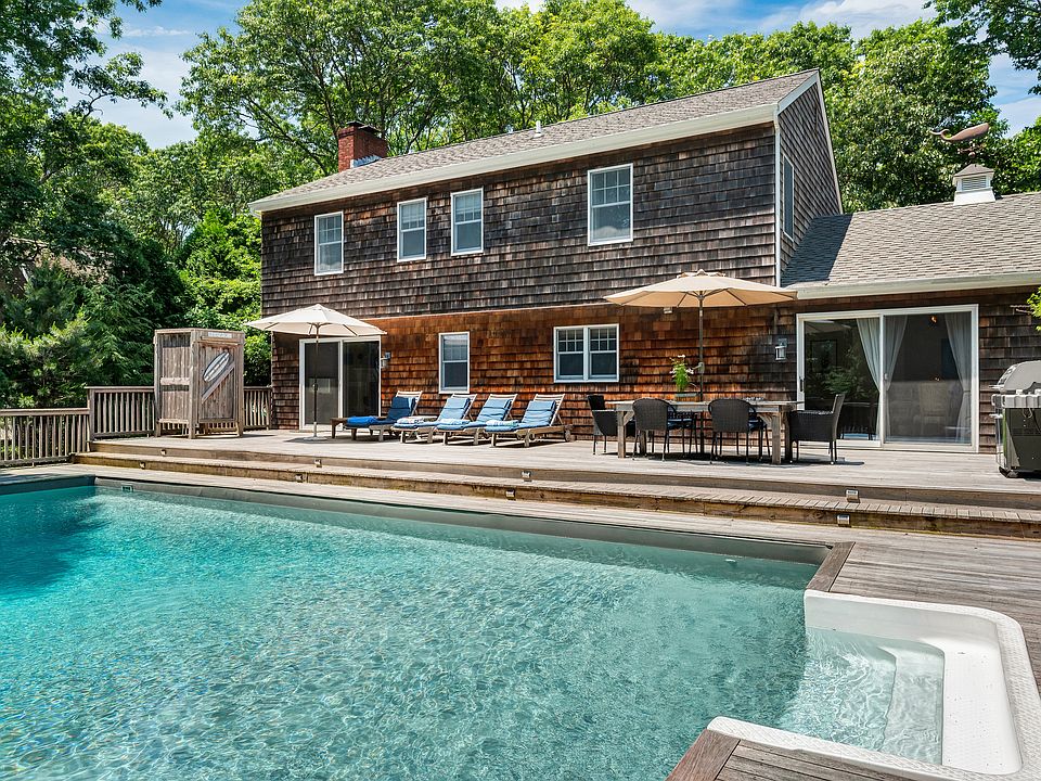 1st image of 126 Montauk Blvd