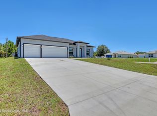 601 Yardley St SW, Palm Bay, FL 32908