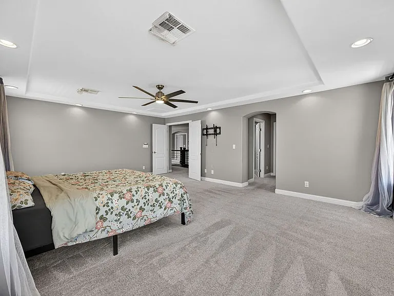 9610 Twin Rivers Ct — Photo 25