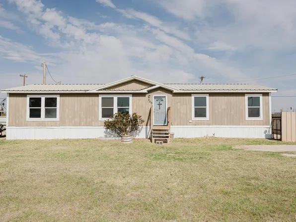 300 W 5th St, Mc Camey, TX 79752