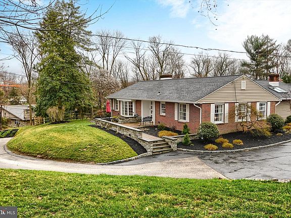 5th image of 4 Bullens Ln