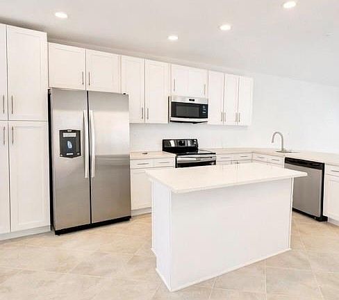 3rd image of 15940 Grassland Ln #2526