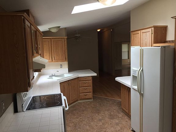 2nd image of 8520 36th Ave NE