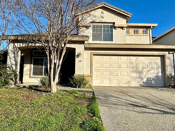 2nd image of 689 Regency Park Cir