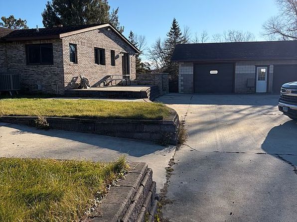 8012 N Grace Lake Rd SE