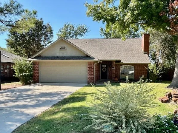 2102 Jasmine St, Denton, TX 76205