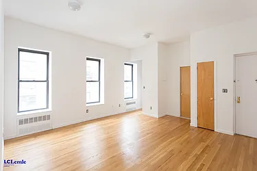 Rented by LC Lemle Real Estate Group