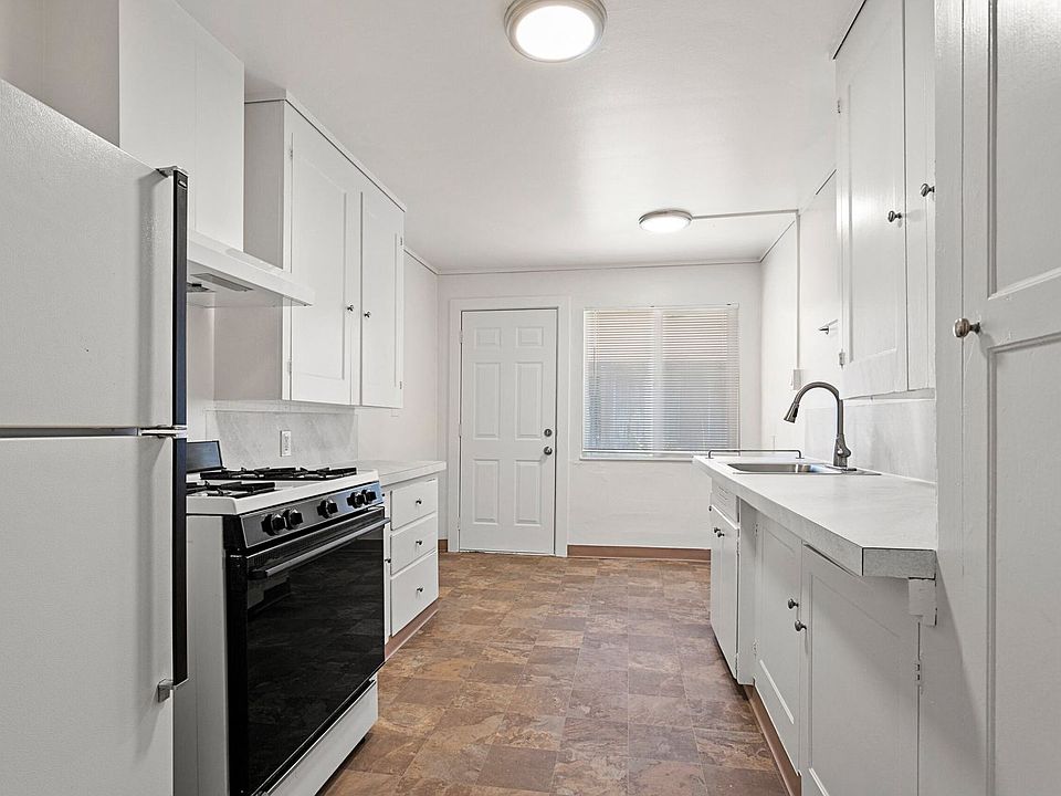1st image of 904 W 21st St #956-07