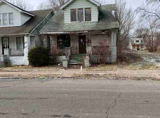 17527 Goddard Ave, Detroit, MI 48212